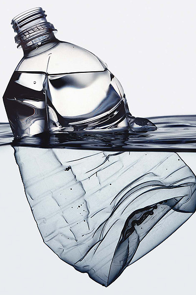 Acqua del rubinetto o acqua in bottiglia? Quale è meglio?