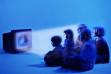Quando i bambini sono soli davanti alla televisione.