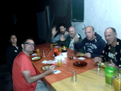 Cena alla dimora degli indigeni nella Vale do Pati