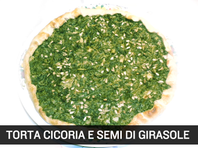 Torta cicoria e semi di girasole.
