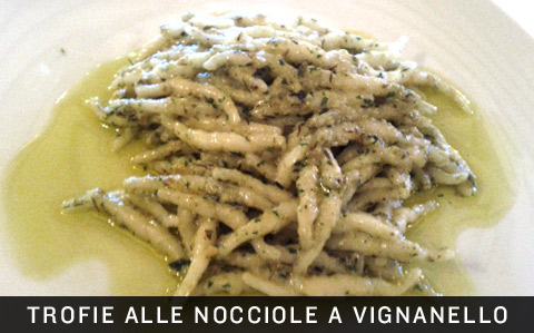 Trofie alle nocciole a Vignanello (Viterbo) Ristorante di Palazzo Pretorio.